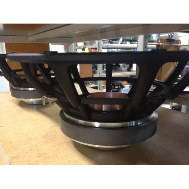 32W/4878T01 Revelator