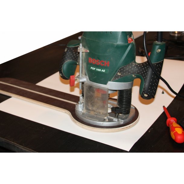 Cirkelstyr Universal Kan ogs anvendes til BOSCH